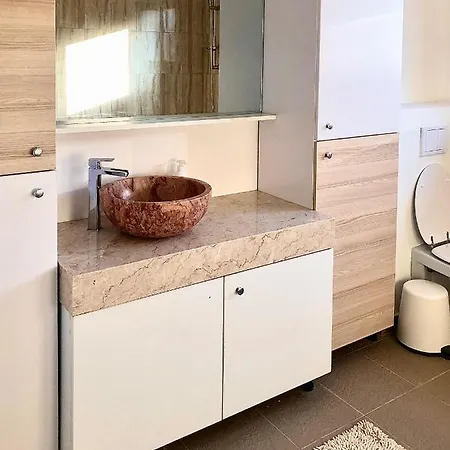 Casa Dima بيت ضيافة كونستانتا