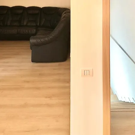 ゲストハウス Casa Dima